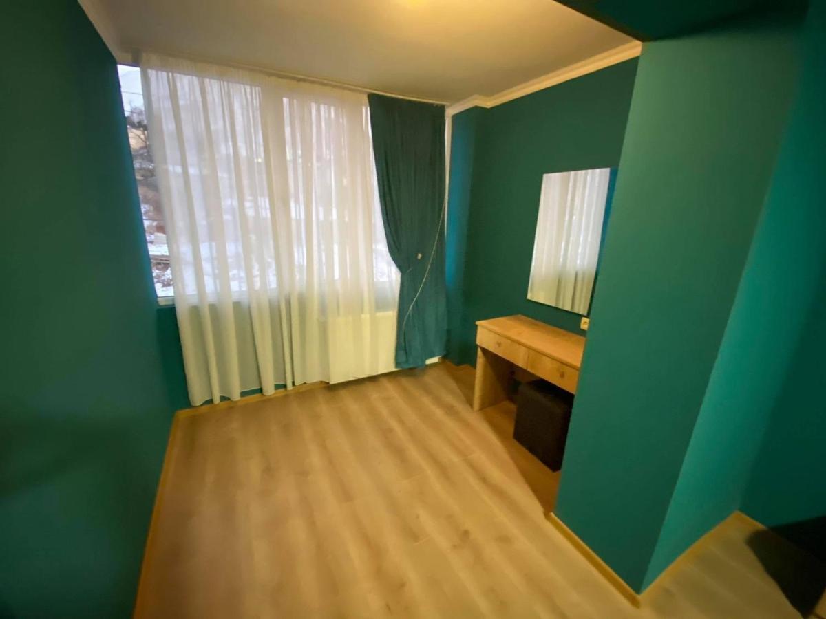 Kazbegi Apartment Bagian luar foto